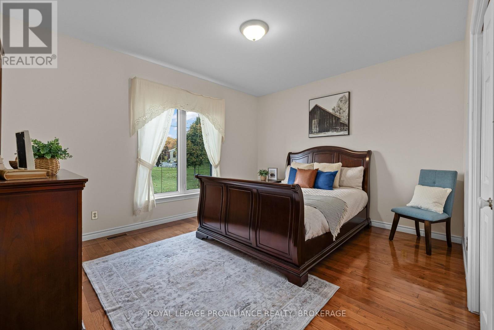 116 SCHENK STREET - 30