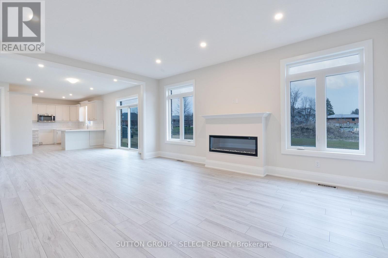 241 LEITCH STREET - 11