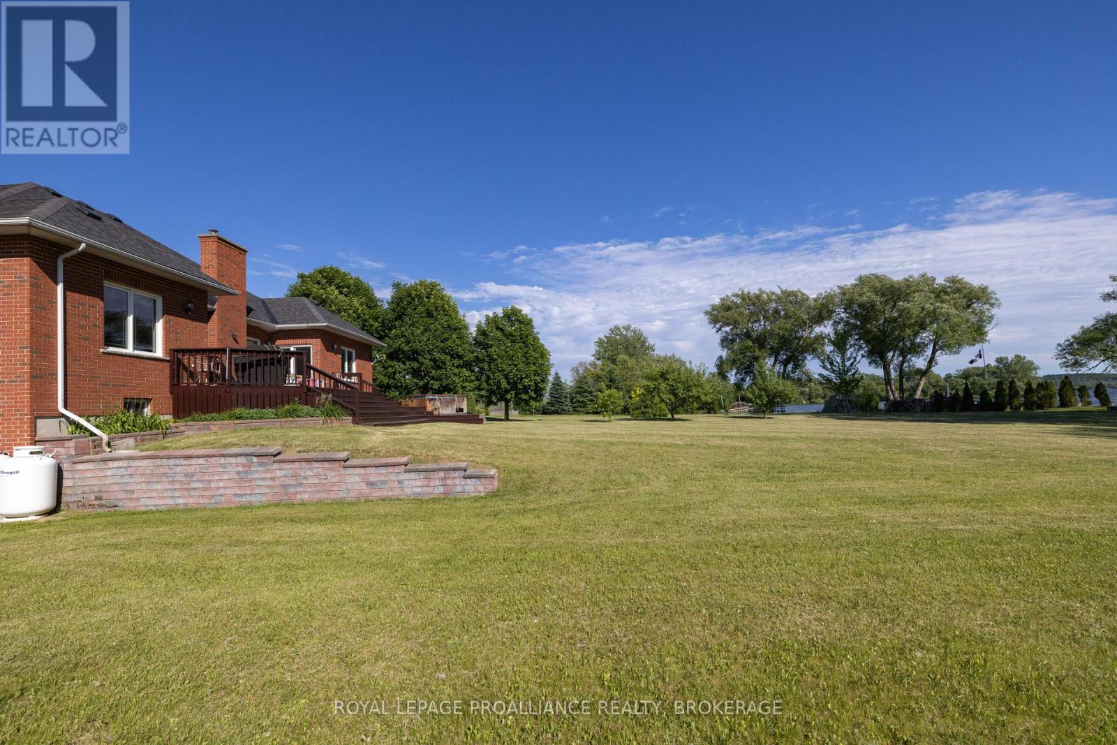116 SCHENK STREET - 41