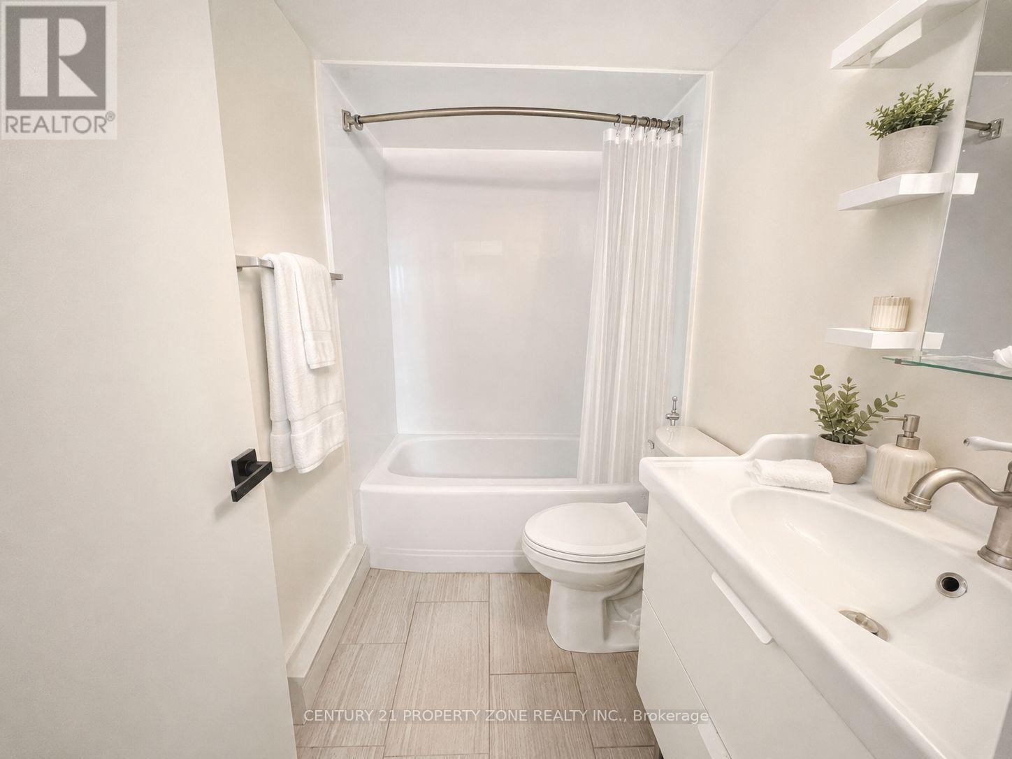 #115 4185 SHIPP DRIVE - Image 17