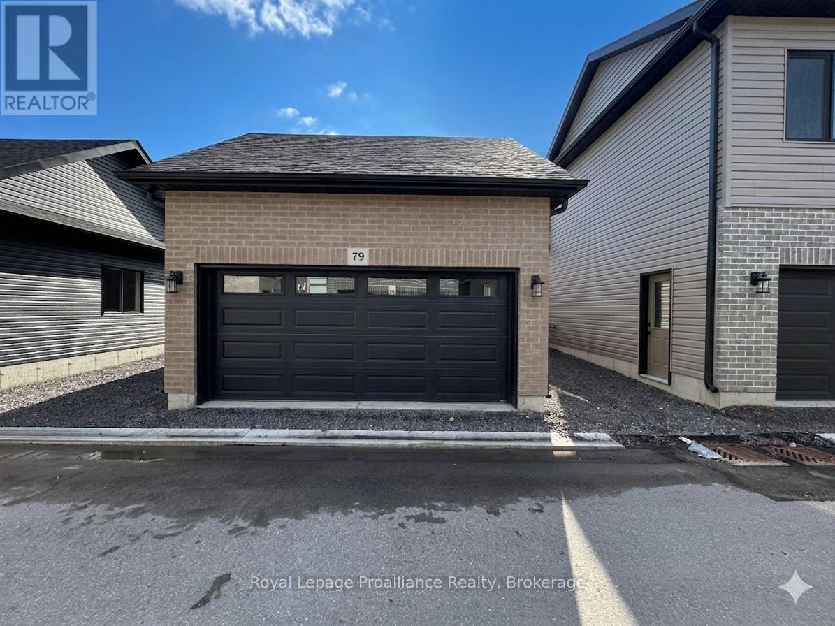 79 ATHABASKA DRIVE - 21