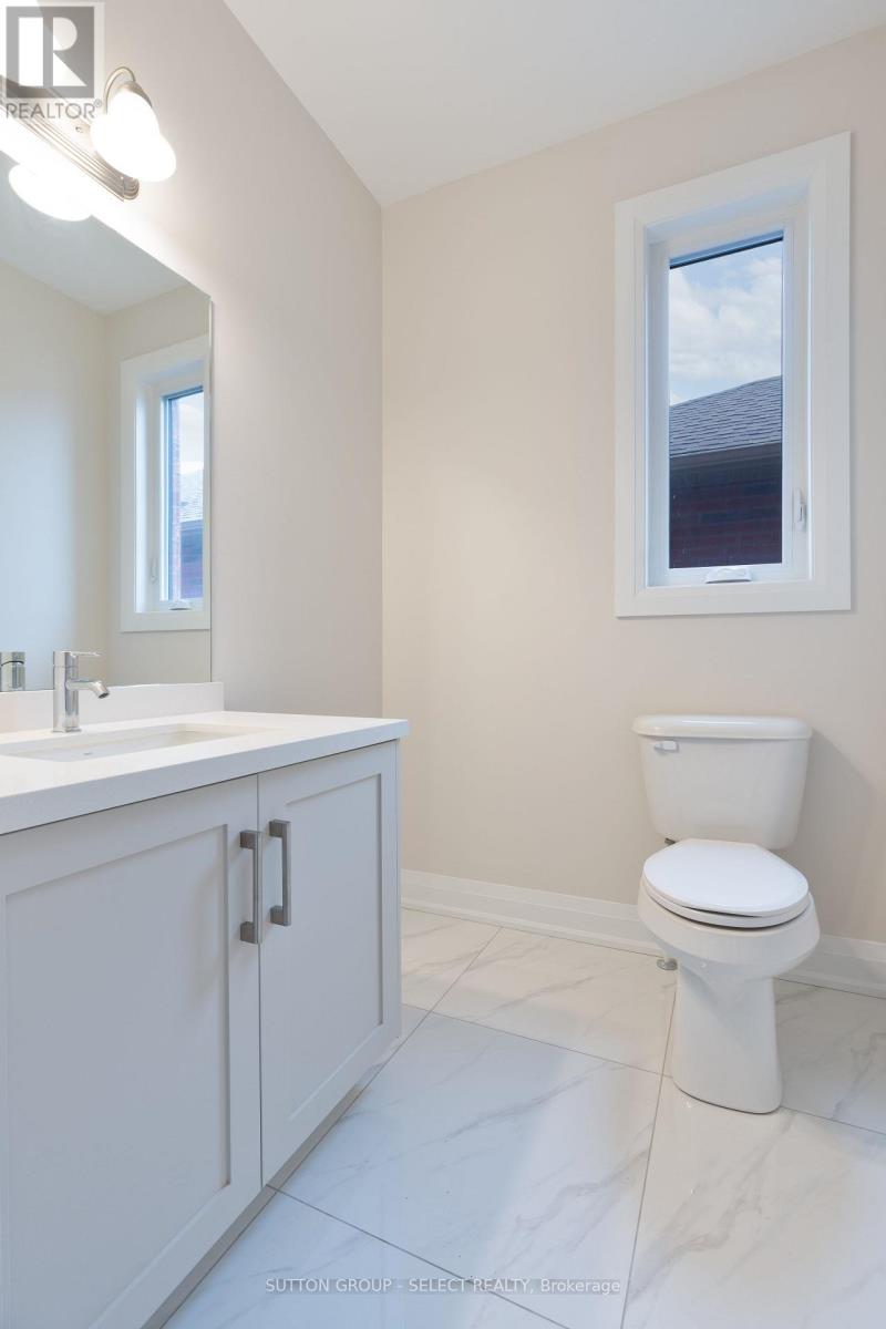 240 LEITCH STREET - 13