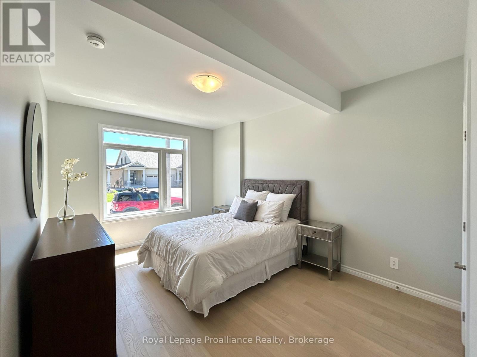 79 ATHABASKA DRIVE - 4