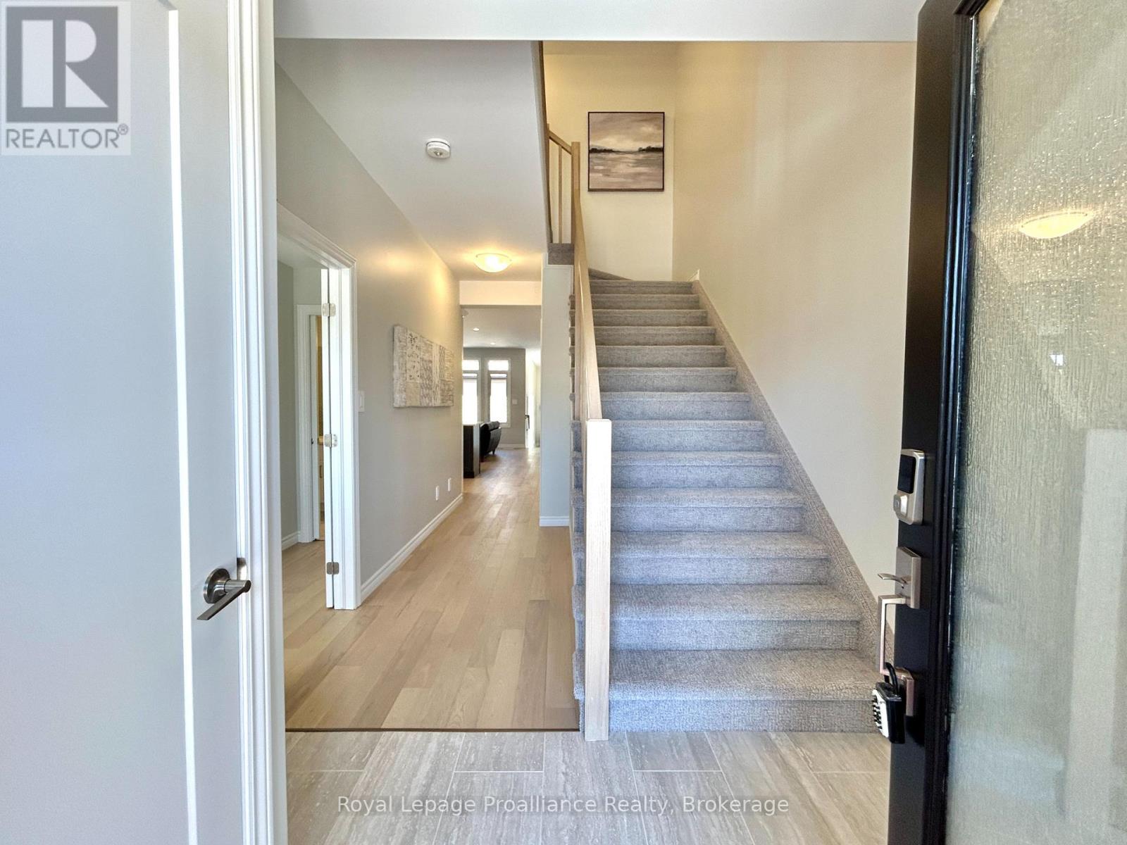 79 ATHABASKA DRIVE - 2