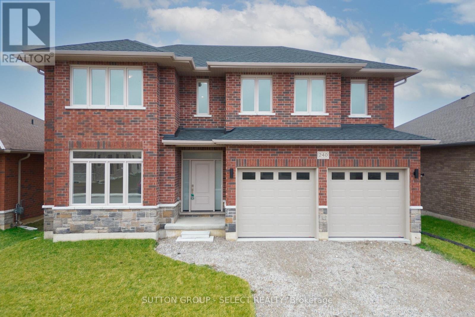 240 LEITCH STREET - 1