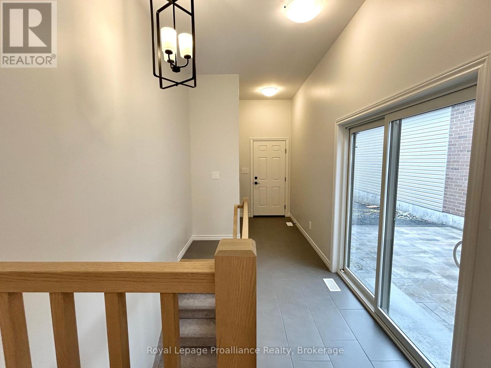 33 ATHABASKA DRIVE - Image 16