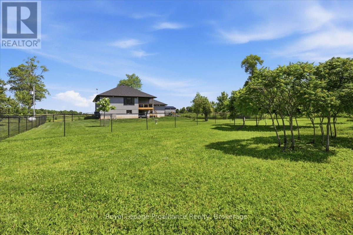 564 WILLETT ROAD - 42
