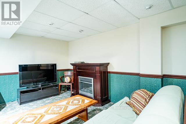 #83 5230 GLEN ERIN DRIVE - 27
