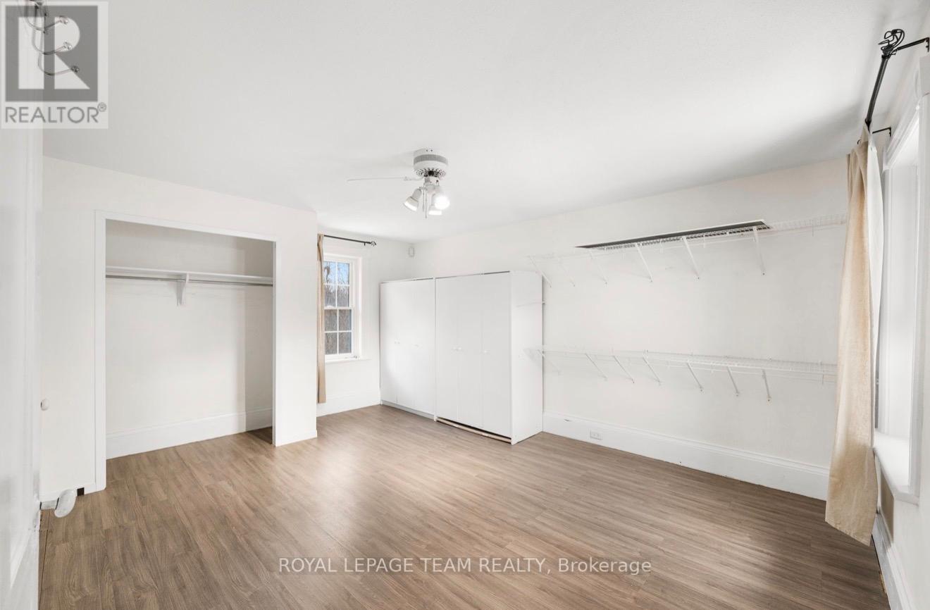 One Bedroom for Rent in Ottawa – 509 MOFFAT STREET, Ottawa – By Peter Sagos - Image 20