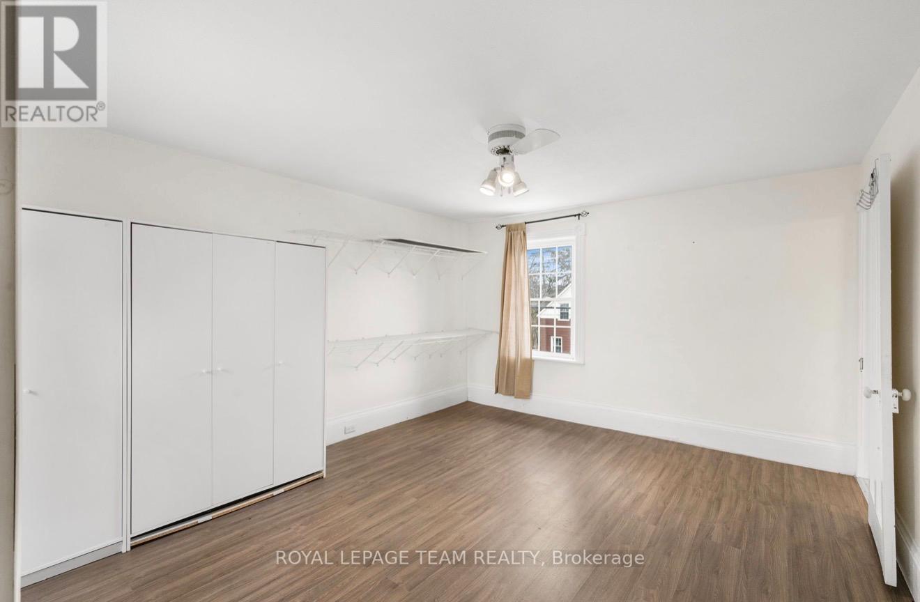 One Bedroom for Rent in Ottawa – 509 MOFFAT STREET, Ottawa – By Peter Sagos - Image 22
