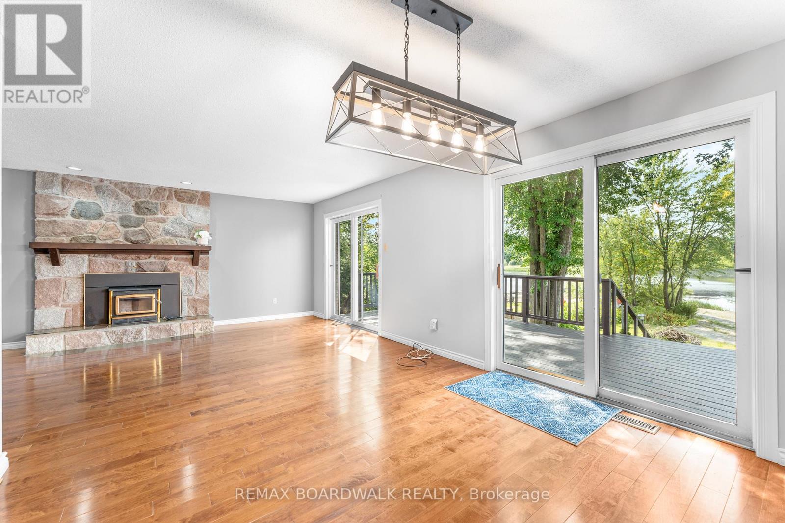 1278 BAYVIEW DRIVE - 11