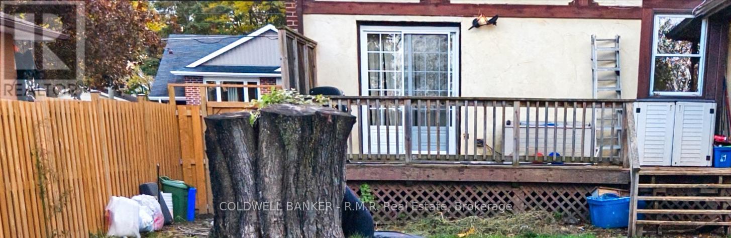 52 GLENELG STREET E - 24