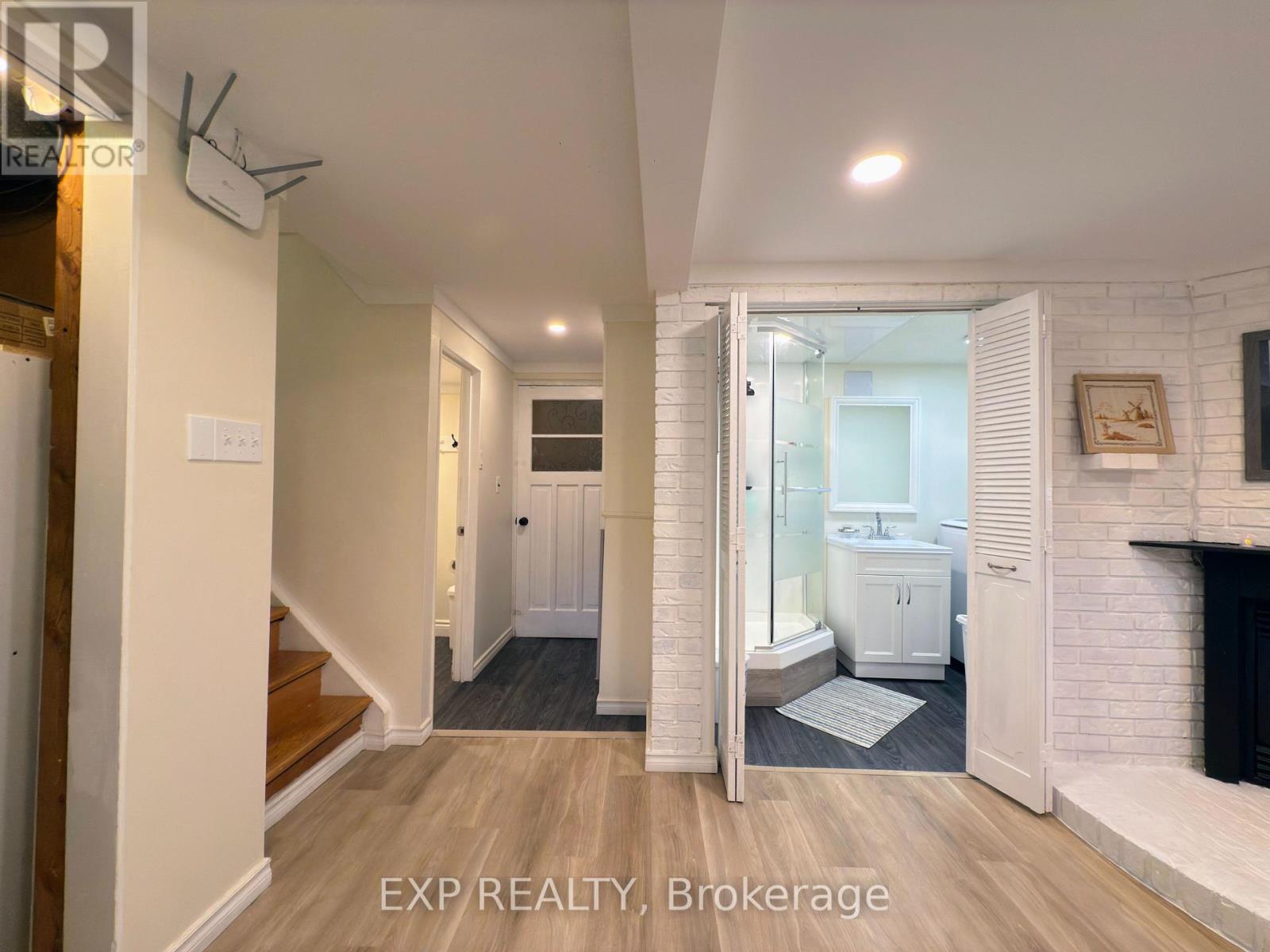 438 MAGNOLIA CRESCENT - 23