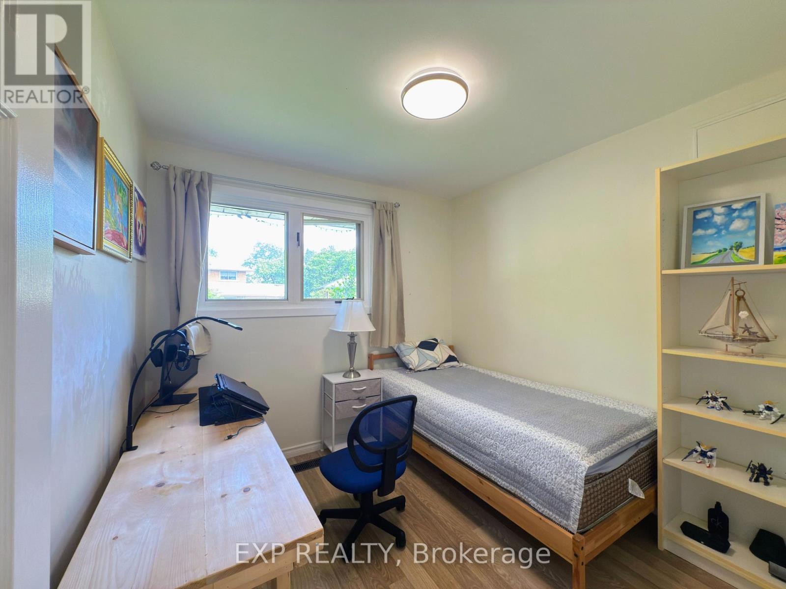 438 MAGNOLIA CRESCENT - 17