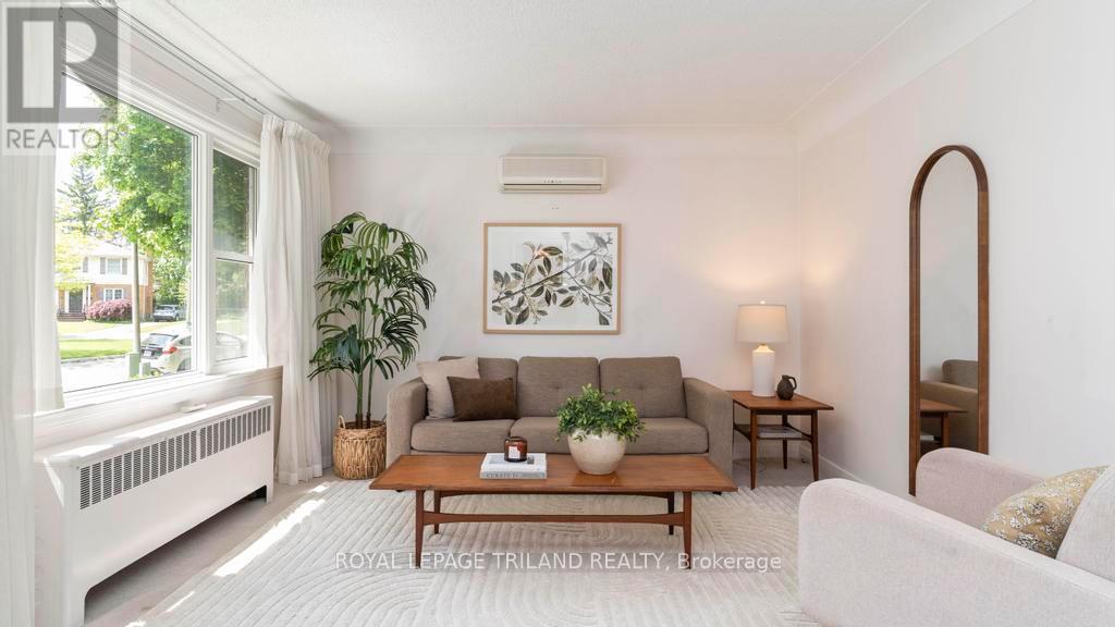 16 PRITCHARD PLACE - 4
