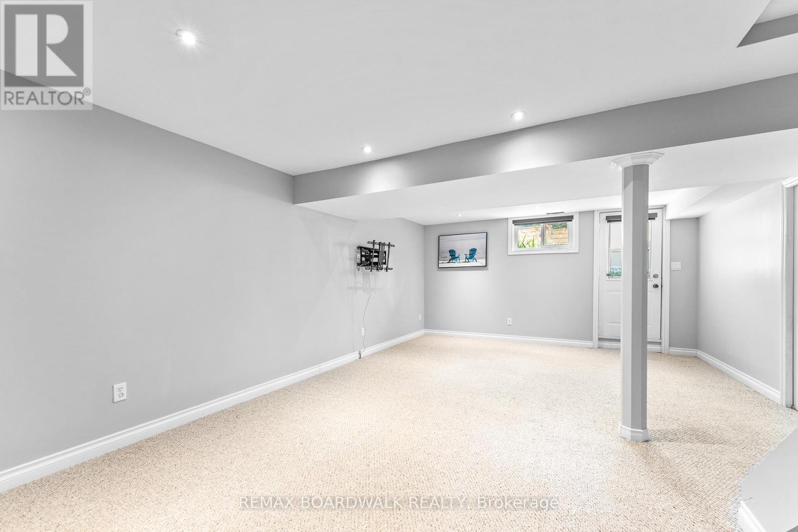 1278 BAYVIEW DRIVE - 36