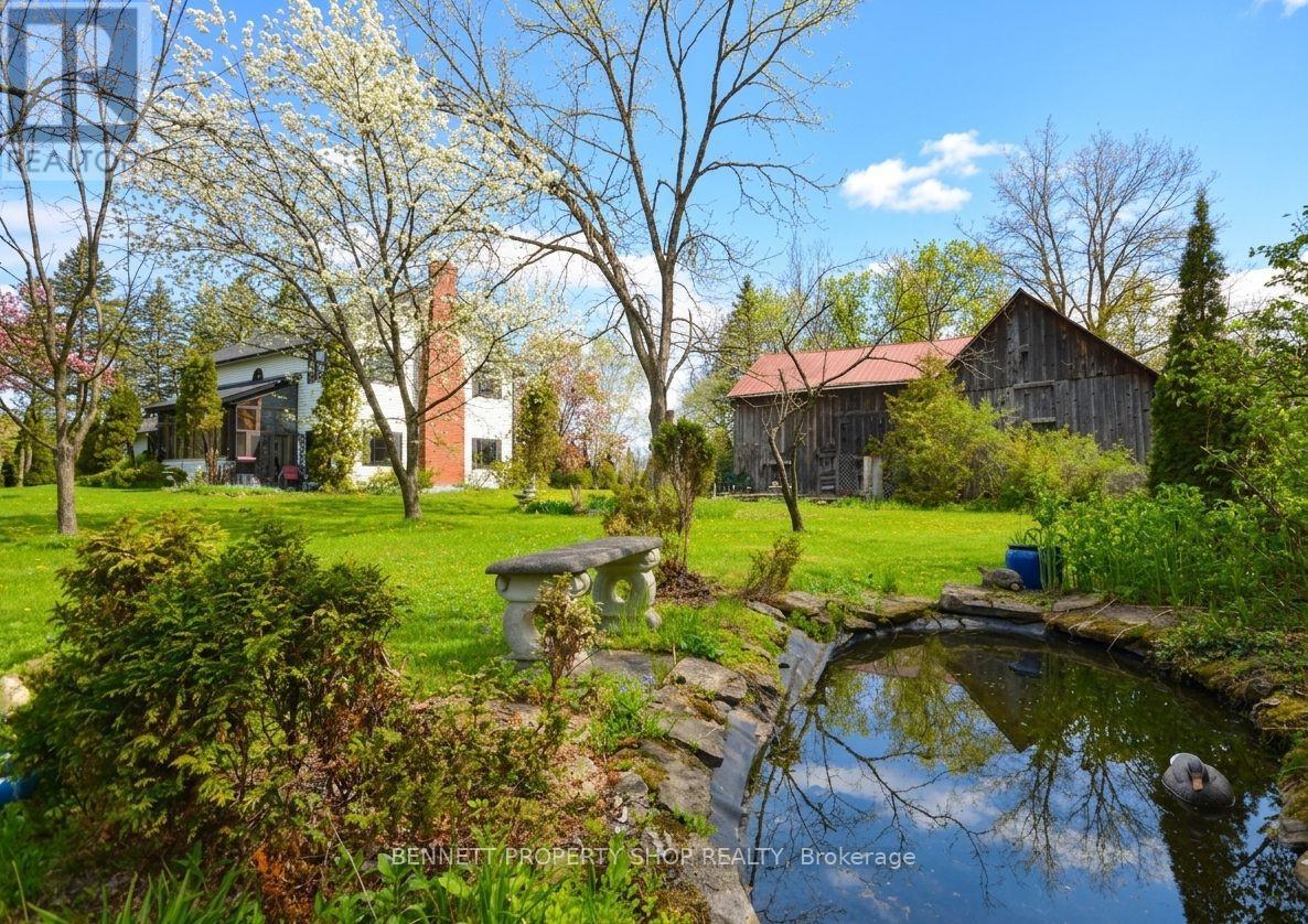 5696 MANOTICK MAIN STREET - 1