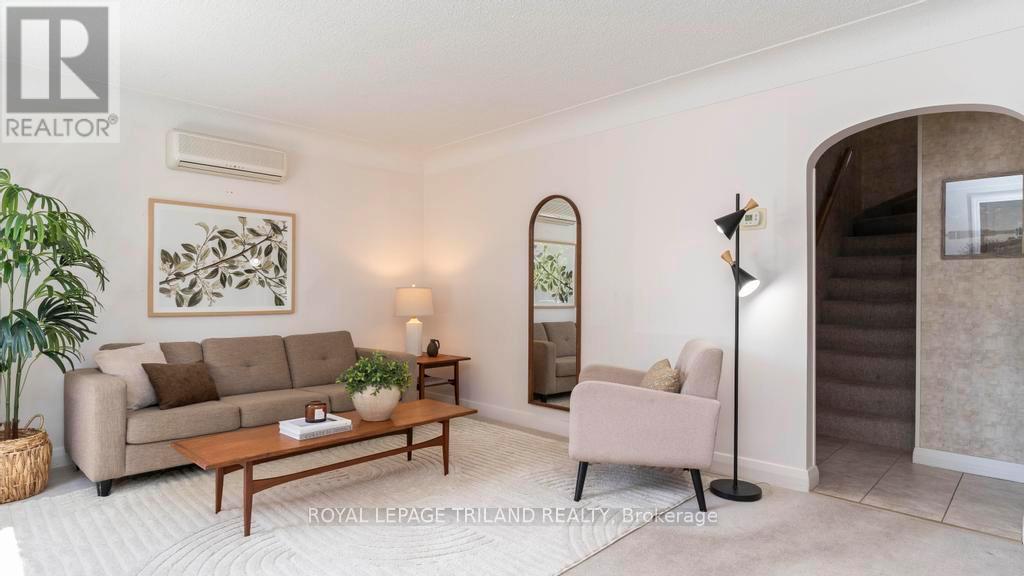 16 PRITCHARD PLACE - 5