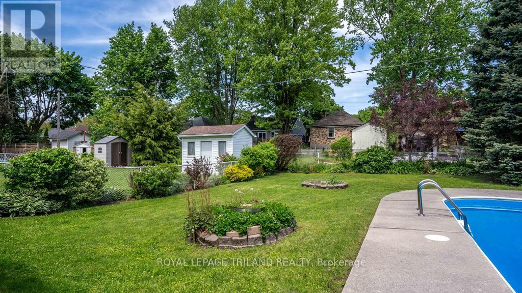 16 PRITCHARD PLACE - 37