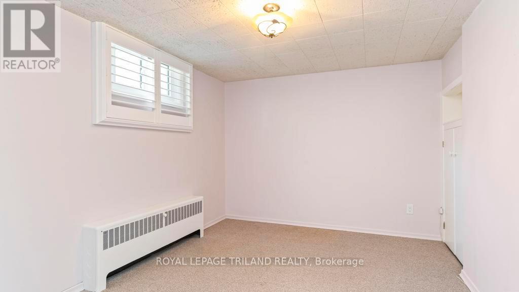 16 PRITCHARD PLACE - 20