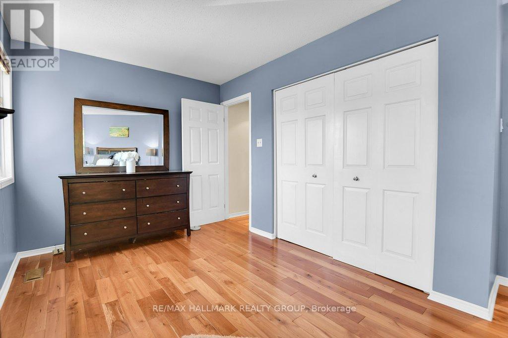 22 TERRACE DRIVE - 27