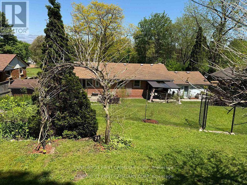 648 WESTWOOD DRIVE - 36