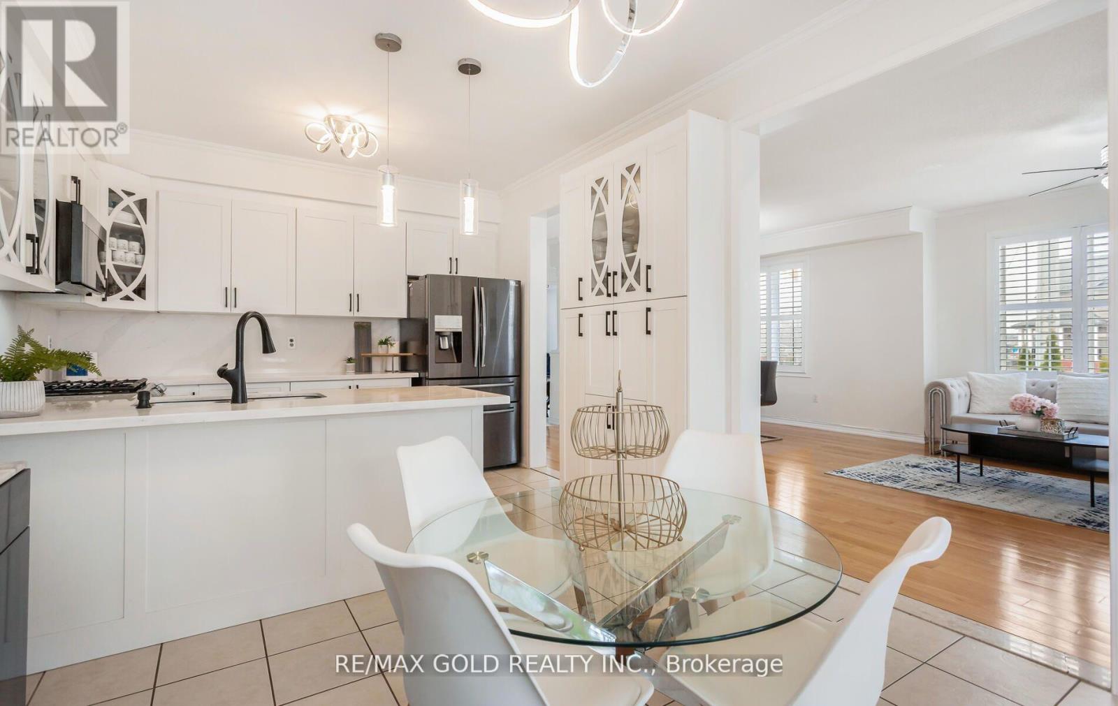 1090 TRUDEAU DRIVE - 16