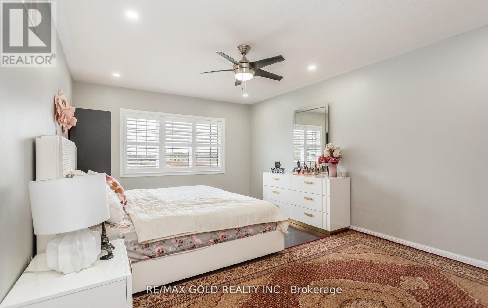 1090 TRUDEAU DRIVE - 25