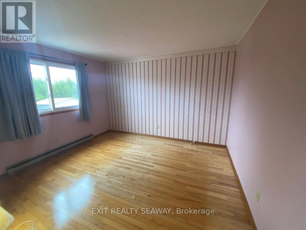 1311 WALTON STREET - 12