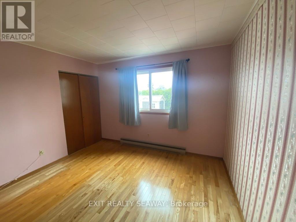 1311 WALTON STREET - 10