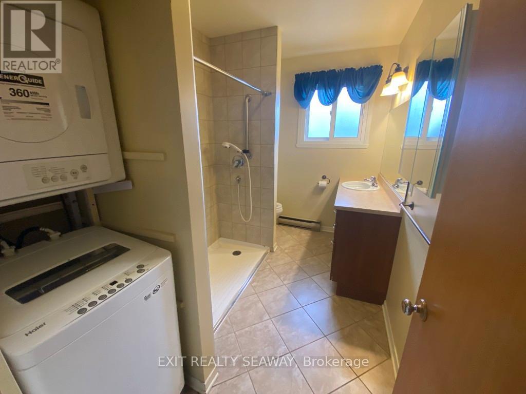 1311 WALTON STREET - 22
