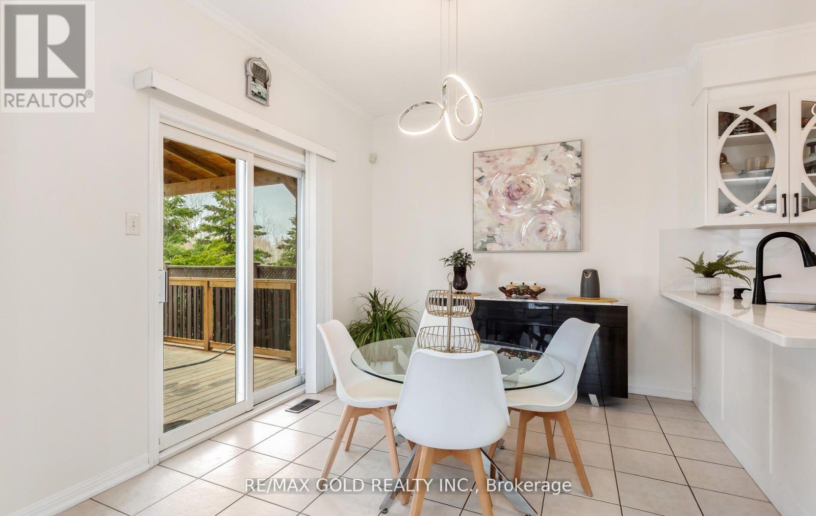 1090 TRUDEAU DRIVE - 17