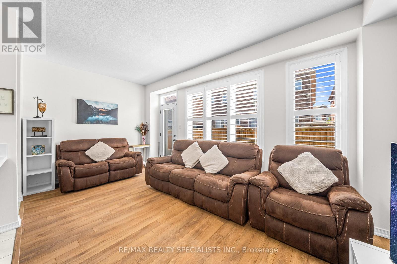 55 BAFFIN CRESCENT - 10