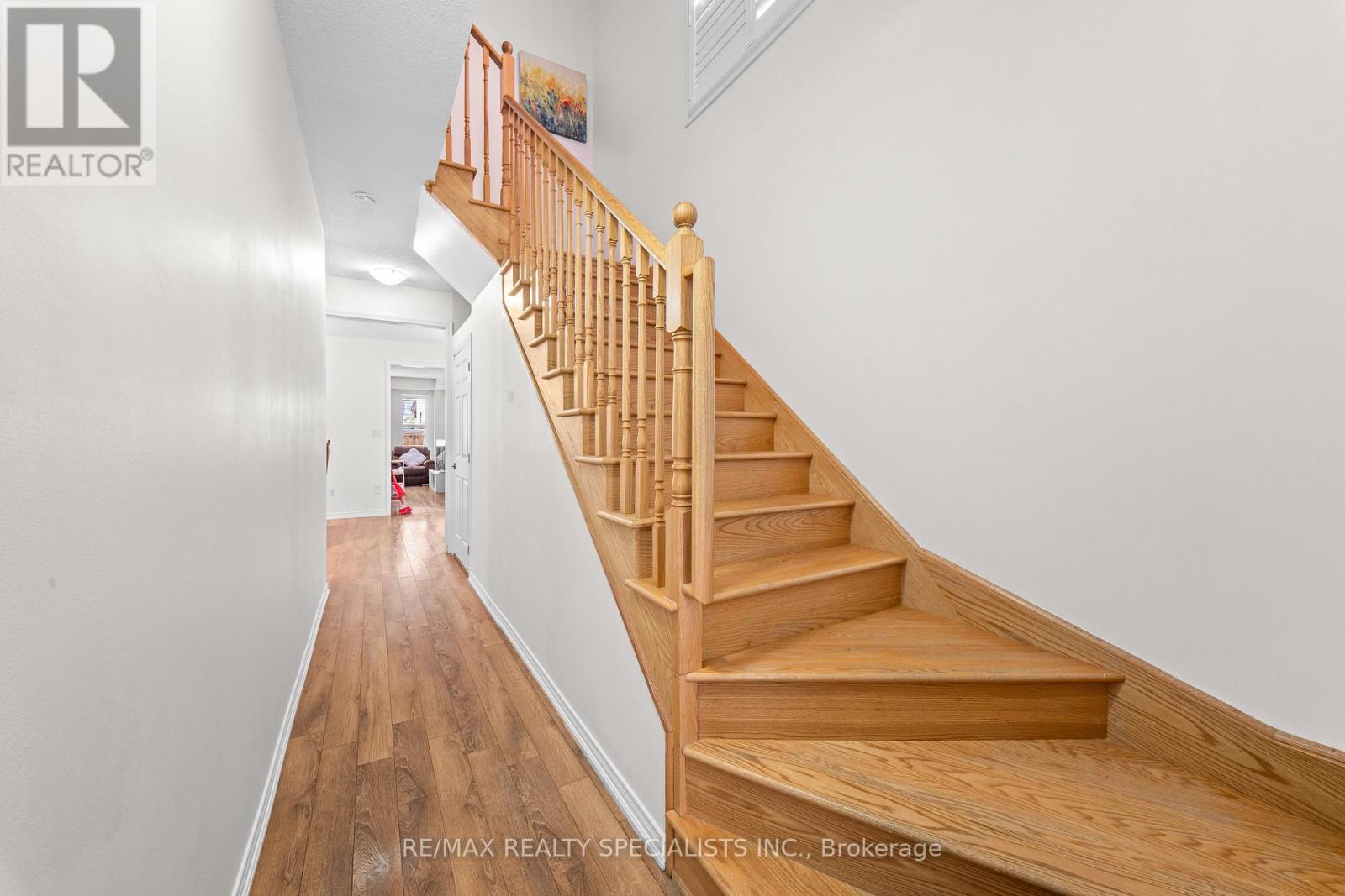 55 BAFFIN CRESCENT - 12