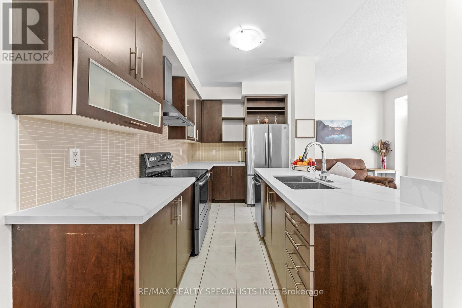 55 BAFFIN CRESCENT - 7