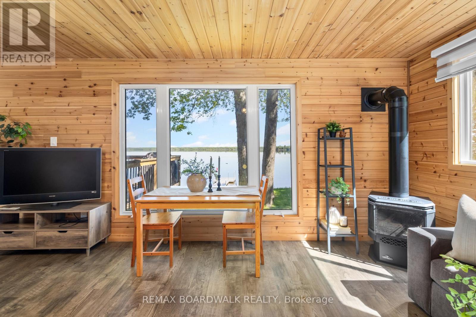 339 LEAVOY LANE - 14