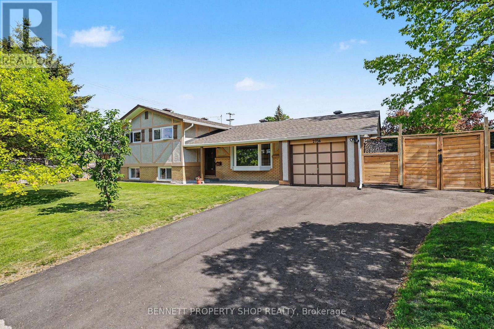 2736 STONE CRESCENT - 1