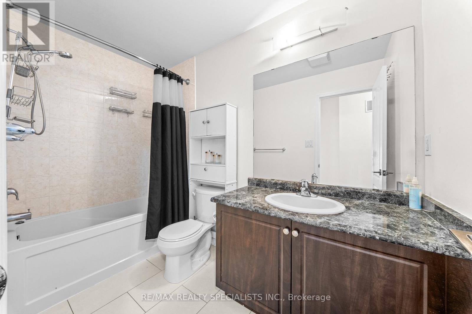 55 BAFFIN CRESCENT - 18