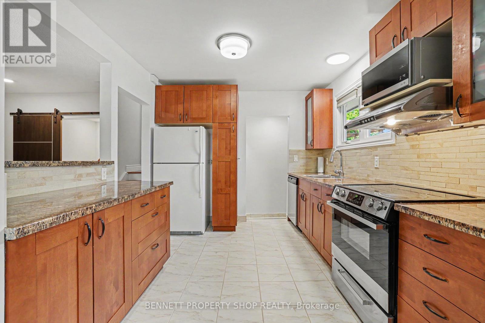 2736 STONE CRESCENT - 2