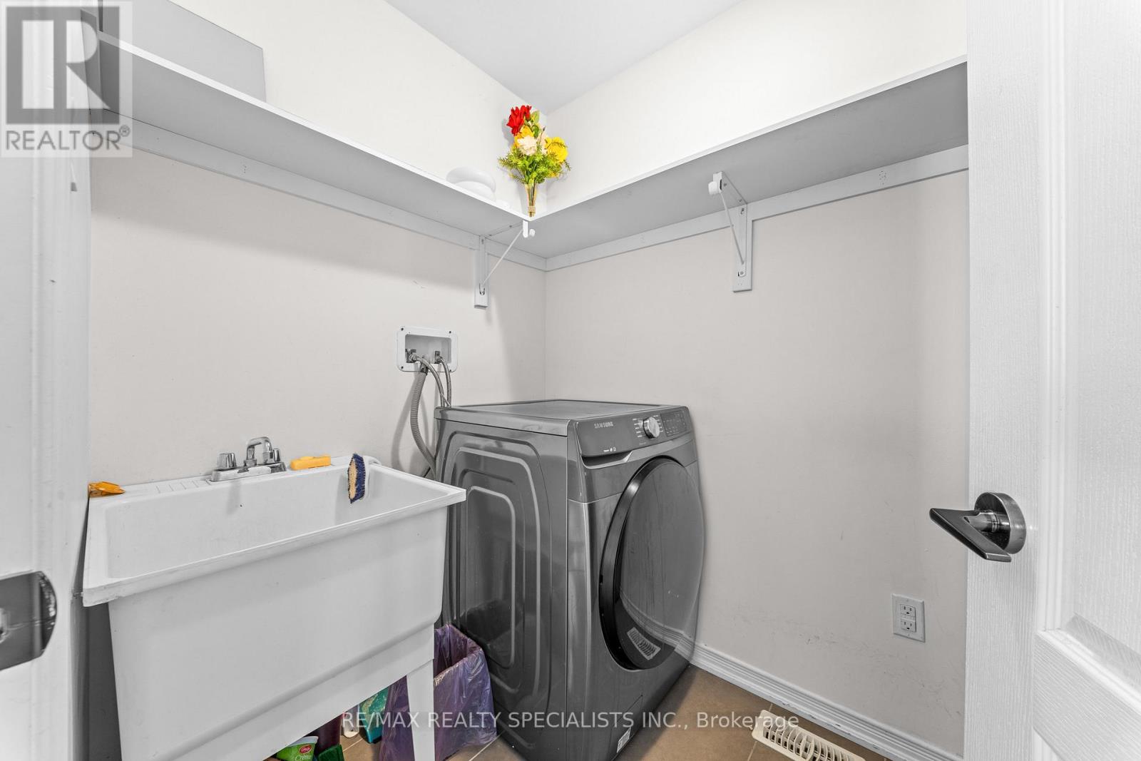 55 BAFFIN CRESCENT - 21