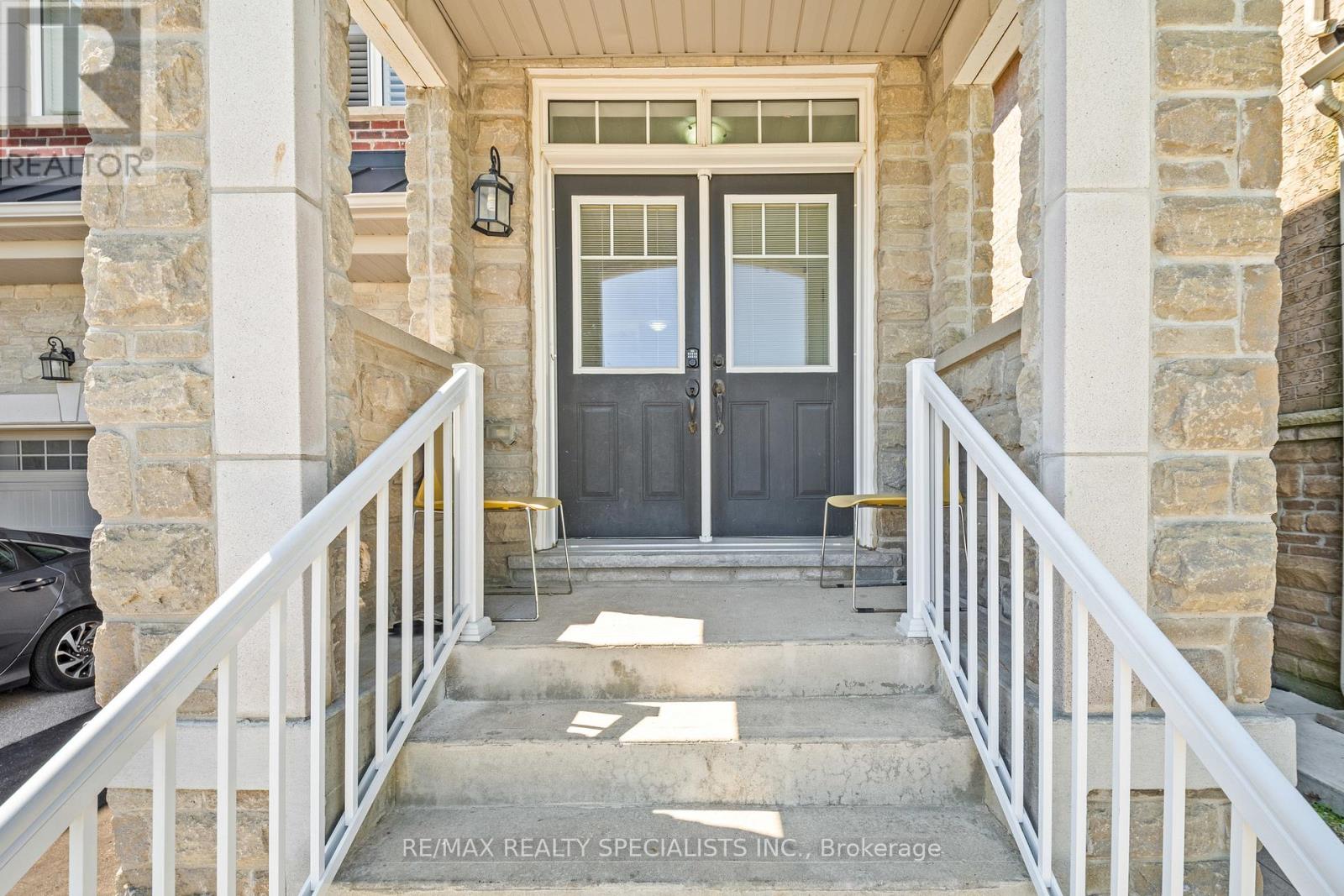 55 BAFFIN CRESCENT - 3