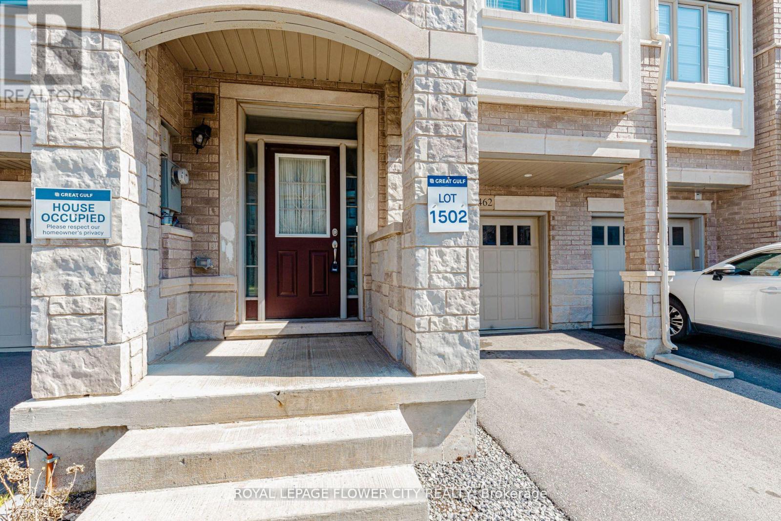 462 SHEAFFE PLACE - 3