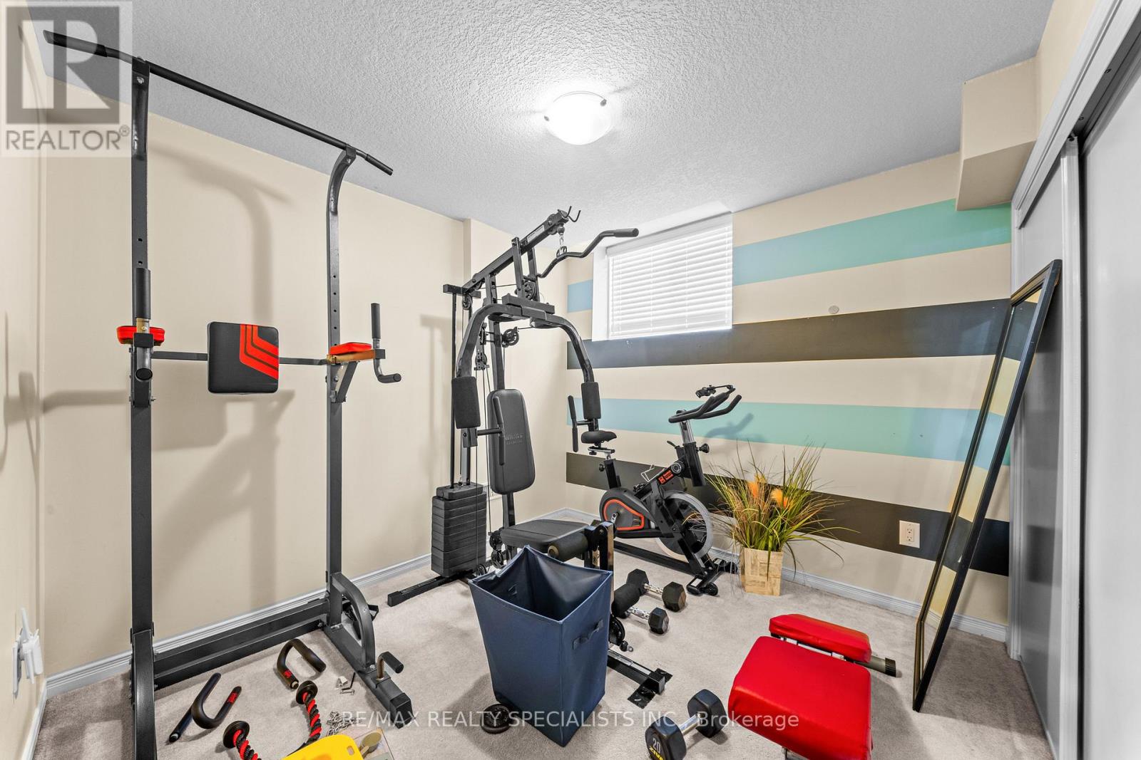 55 BAFFIN CRESCENT - 25