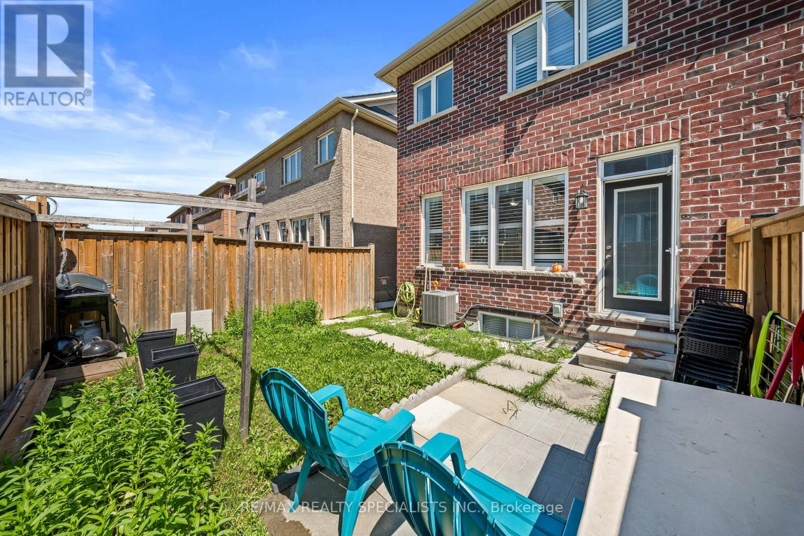 55 BAFFIN CRESCENT - 26