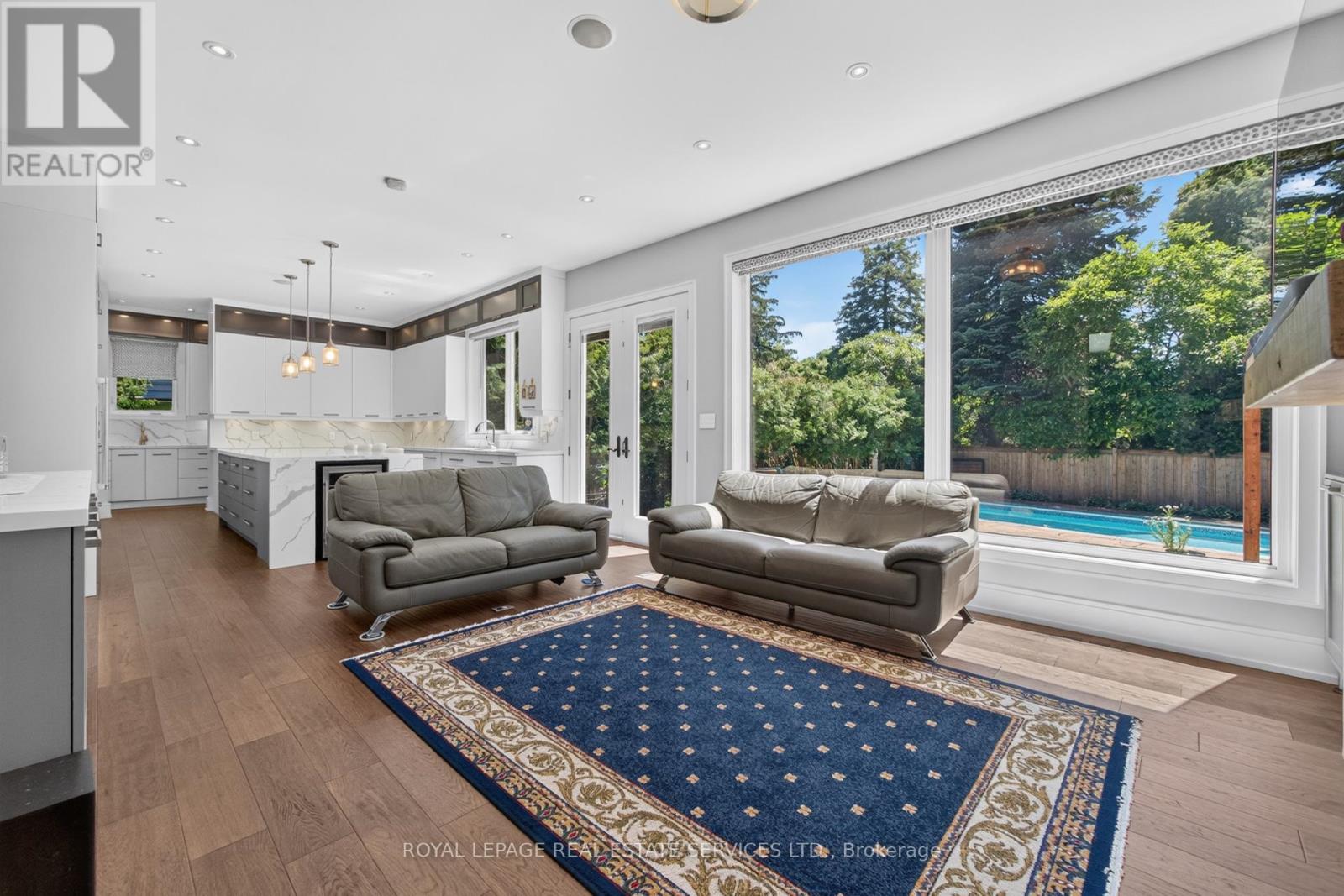 1568 BROADMOOR AVENUE - 19