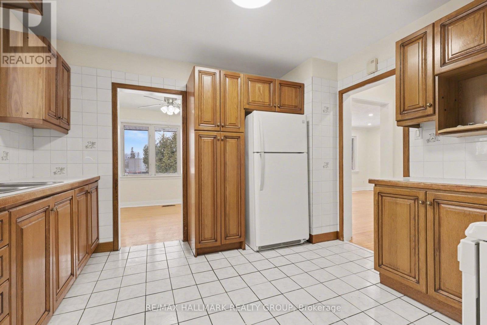 1299 EVANS BOULEVARD - 14