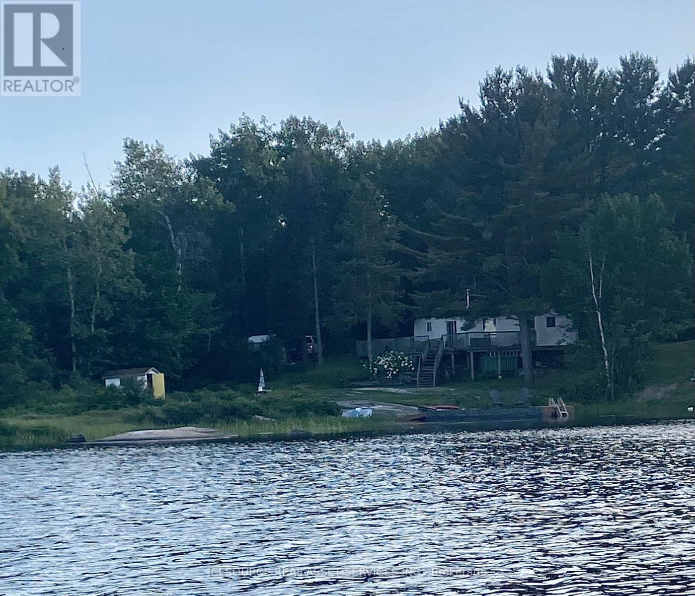 42 WEST HAM LAKE ROAD - 12