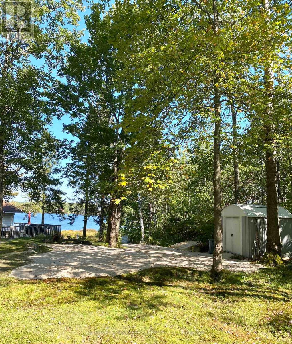 42 WEST HAM LAKE ROAD - 15
