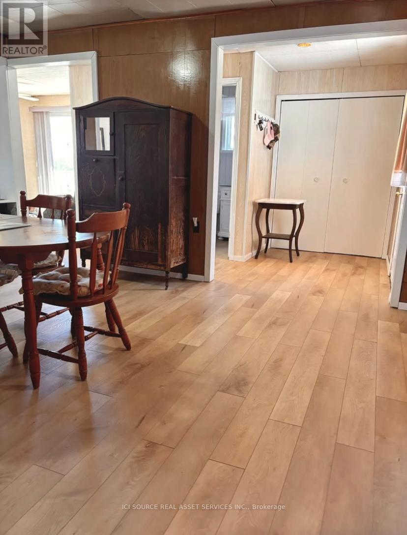 42 WEST HAM LAKE ROAD - 29