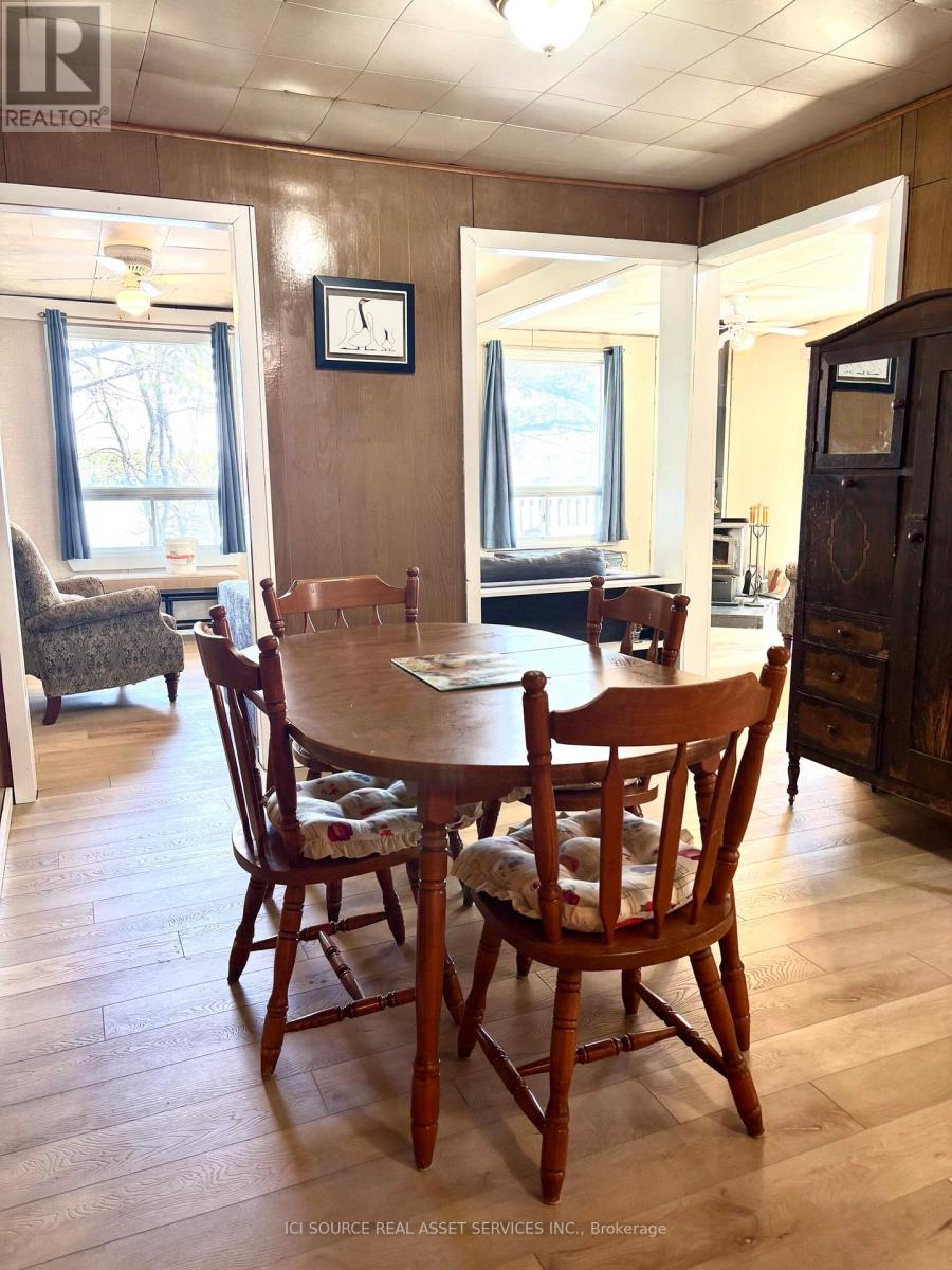 42 WEST HAM LAKE ROAD - 30